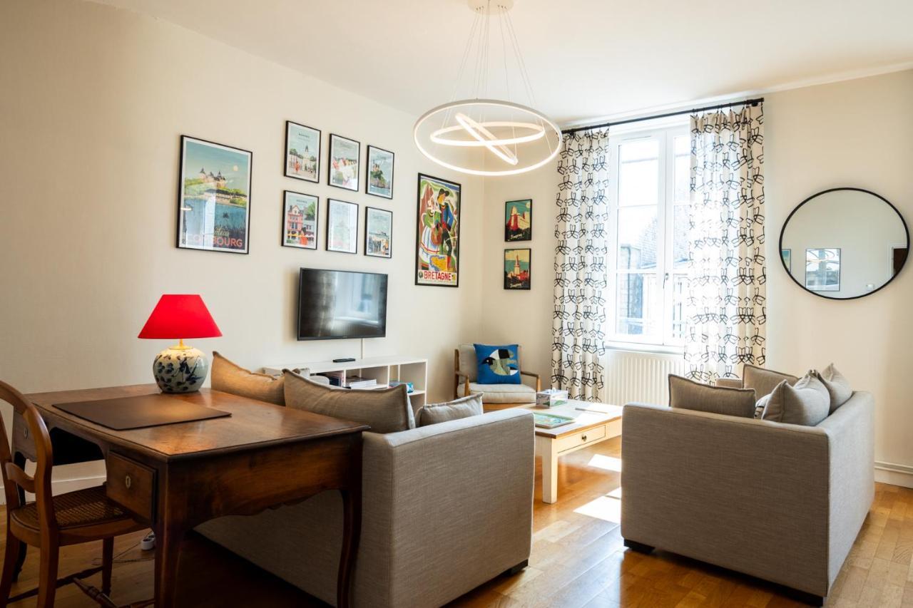 Bel Appartement, Bien Equipe Et Confortable Dans Le Centre Historique Fougères Extérieur photo