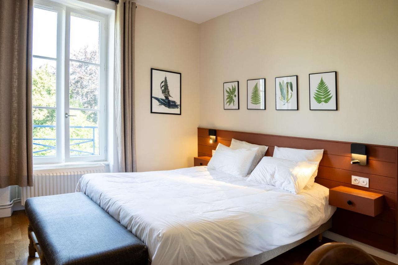 Bel Appartement, Bien Equipe Et Confortable Dans Le Centre Historique Fougères Extérieur photo